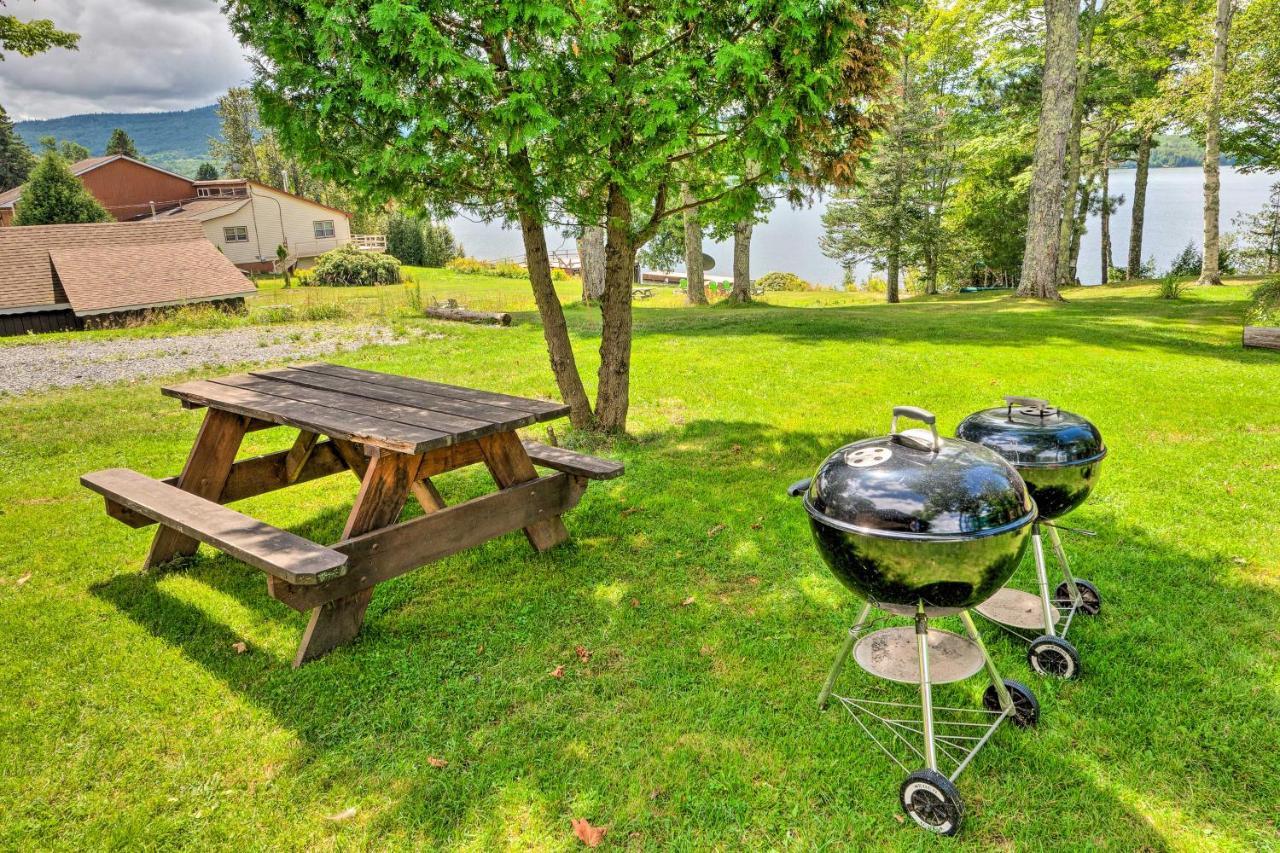 Rustic Cabin Retreat On Rangeley Lake! Eksteriør billede