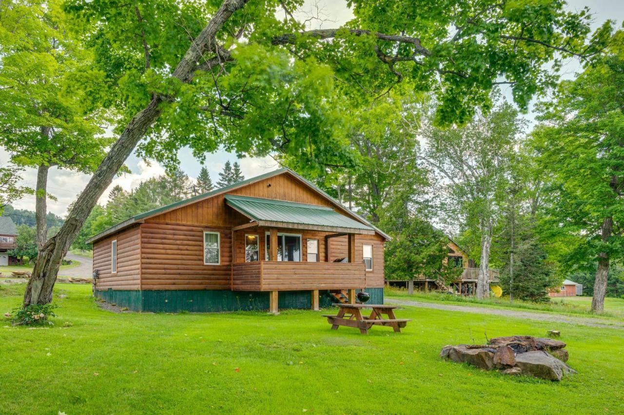 Rustic Cabin Retreat On Rangeley Lake! Eksteriør billede